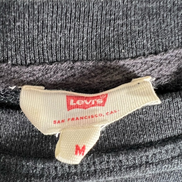 Levi’s sweatshirt - Picture 2 of 3